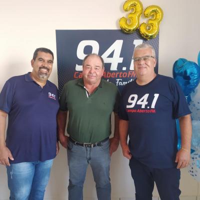 Campo Abeto FM está com programação especial dos 33 anos